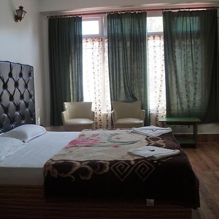 Namdul Residency Hotel Гангток Екстериор снимка