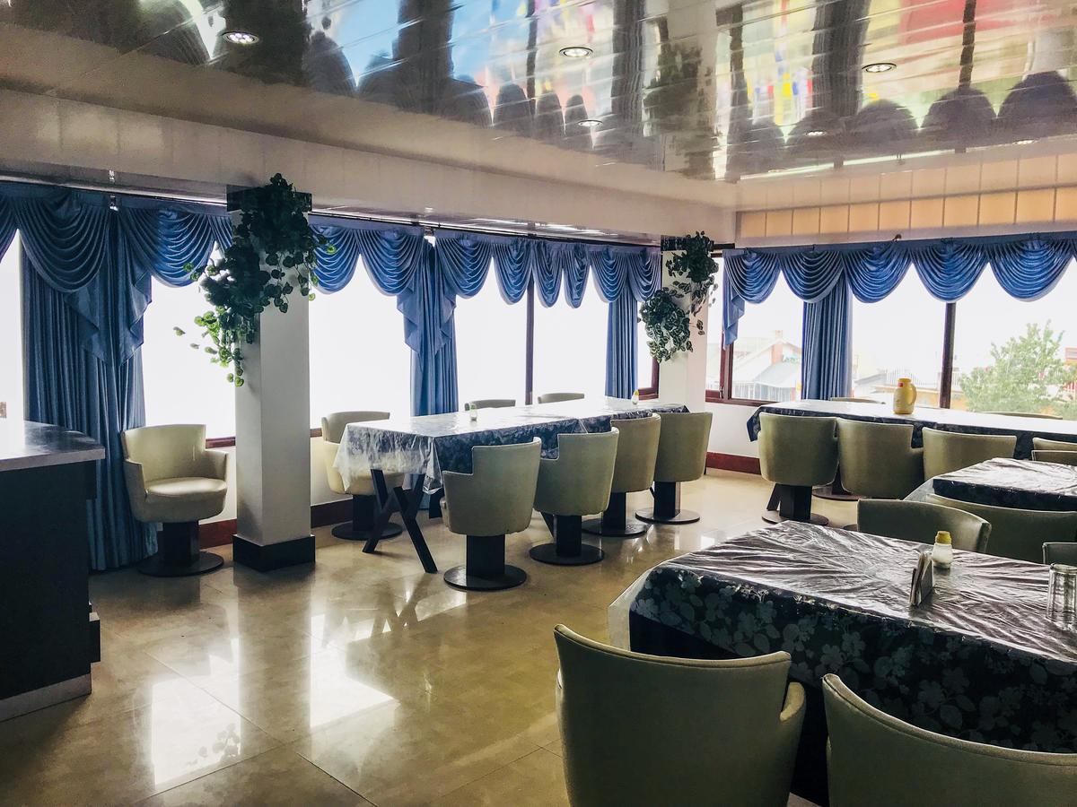 Namdul Residency Hotel Гангток Екстериор снимка