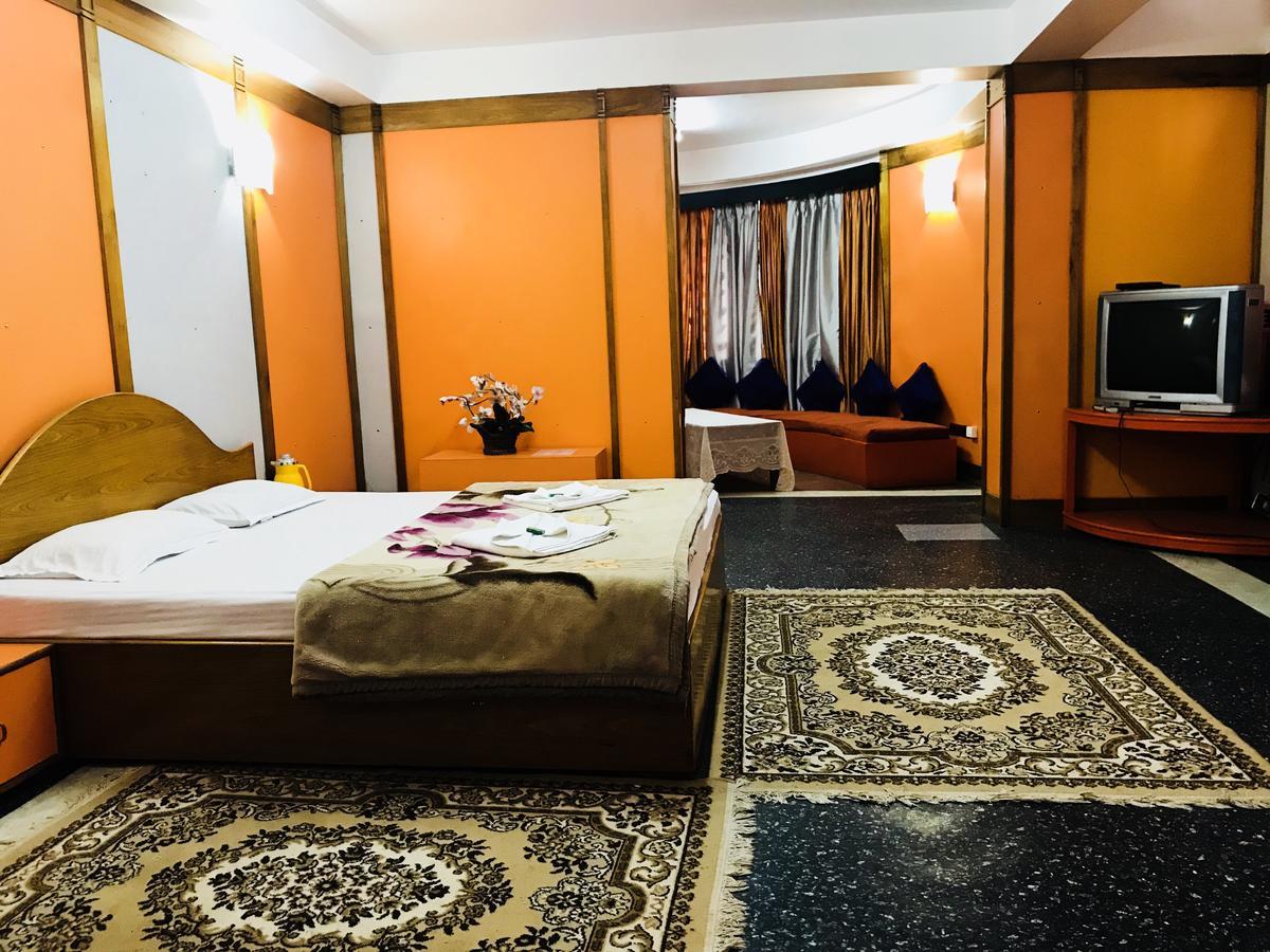 Namdul Residency Hotel Гангток Екстериор снимка