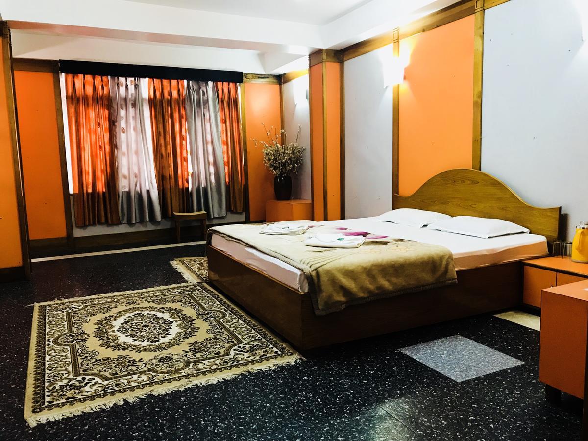 Namdul Residency Hotel Гангток Екстериор снимка